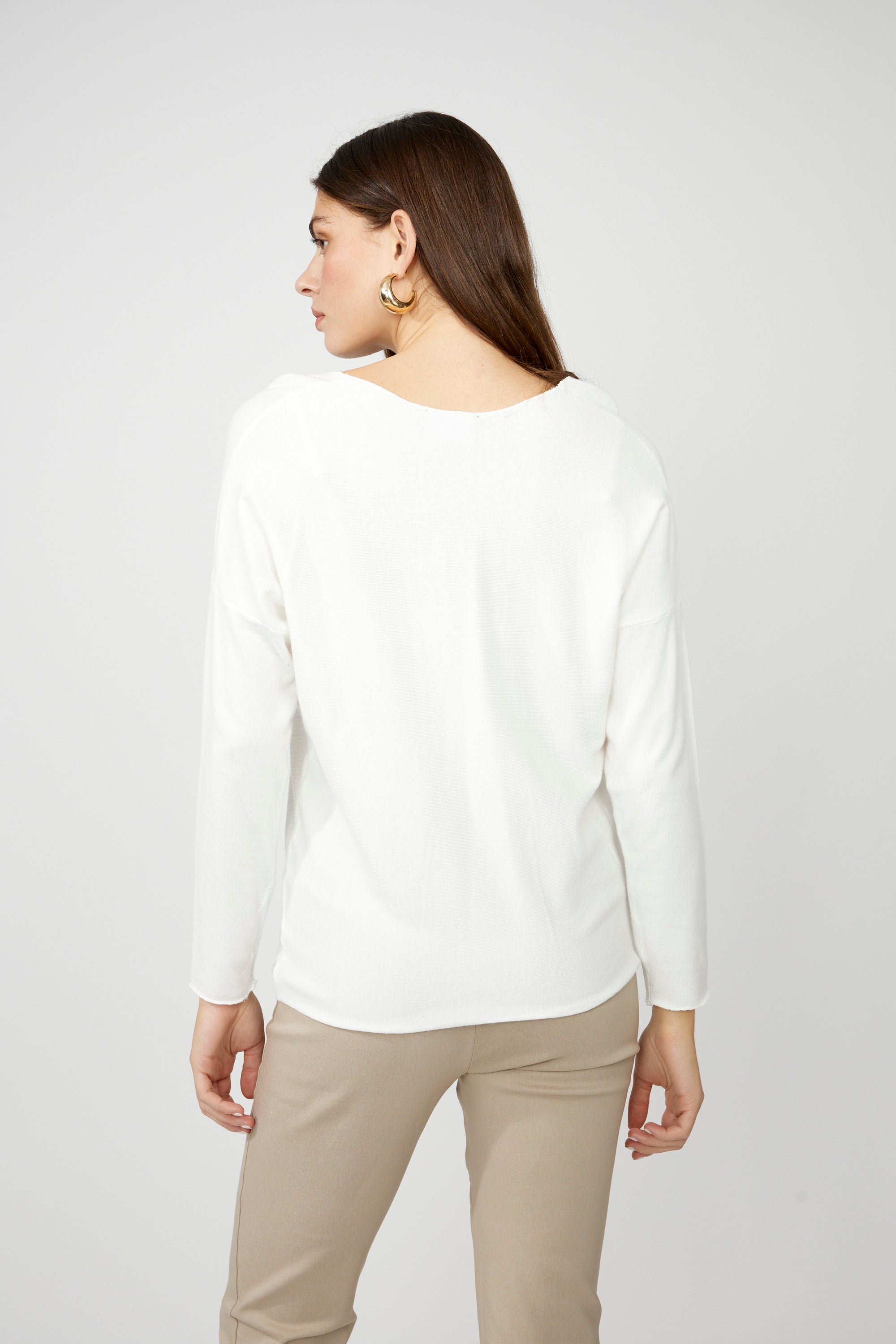 Frank Lyman V-neck Jewel Heart Embellished Pullover