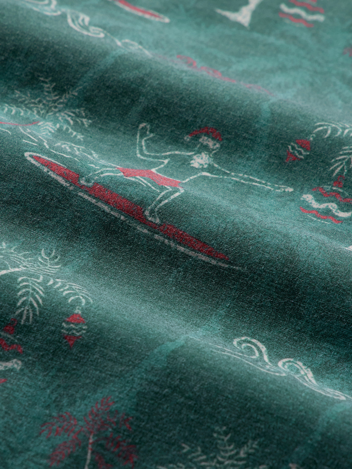 SURFIN' SANTA