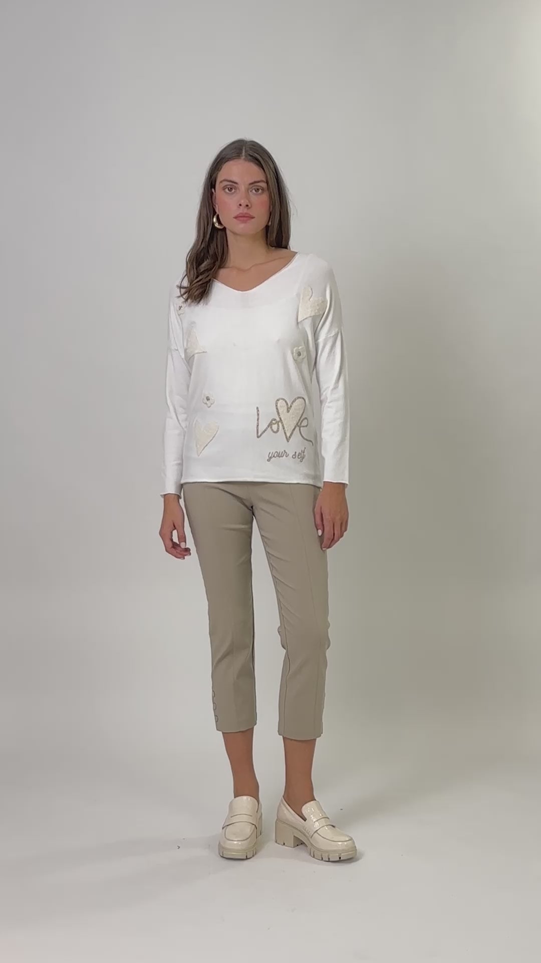Frank Lyman V-neck Jewel Heart Embellished Pullover